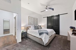 4 habitaciones, tabla de planchar con plancha y wifi gratis 