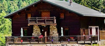 New cozy apartment with balcony and private parking in Pralognan-la-Vanoise