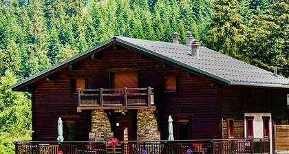 New cozy apartment with balcony and private parking in Pralognan-la-Vanoise