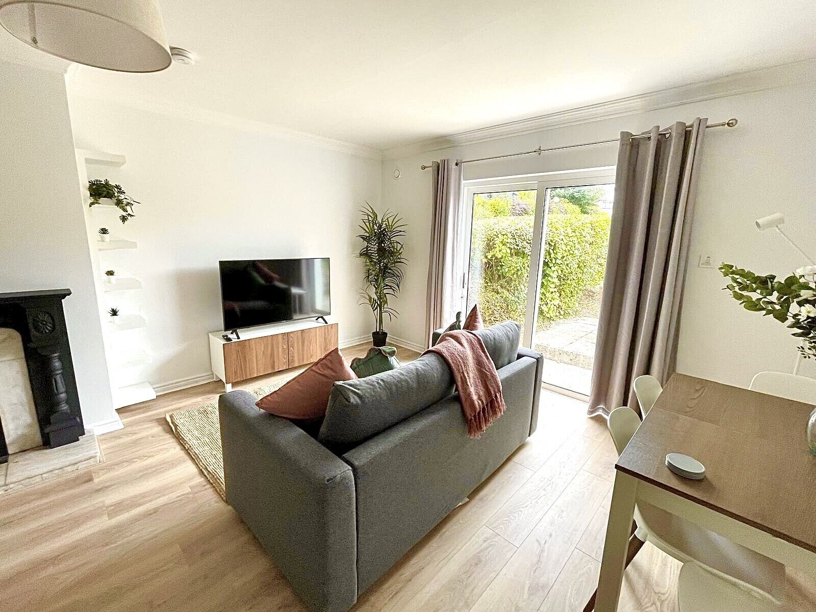 Luxury By The Coast 7 - Galway