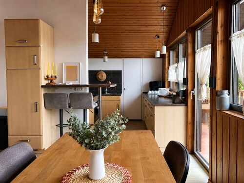 Quiet 94 m² · Alpine view + balcony · Allgäu/Lake Constance