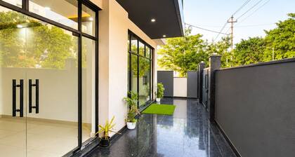 Hotel Blue Fern - Near India Expo Center & Mart, Greater Noida
