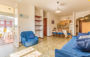 TV, ping pong - Garden Ville A5 Apartment, a two-room apartment in a residence with a pool and garden (Sirmione)