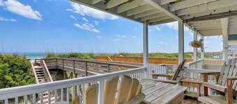 Lulu's Place | Oceanfront!
