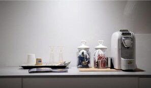 Kaffee und/oder Kaffeemaschine
