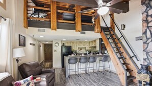 House | 1 bedroom - Above The Clouds by Beyond Expectations With Pool (Sevierville)