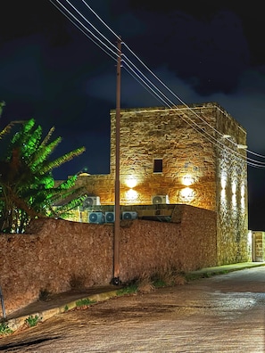 Miscellaneous - Dona Margerita D'aragona (Għajnsielem)