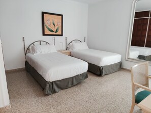 2 bedrooms, free WiFi, bed sheets