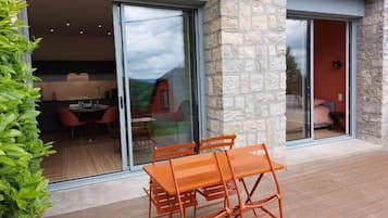 Comfort Apartment | Outdoor dining