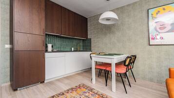 Comfort Apartment | Dining