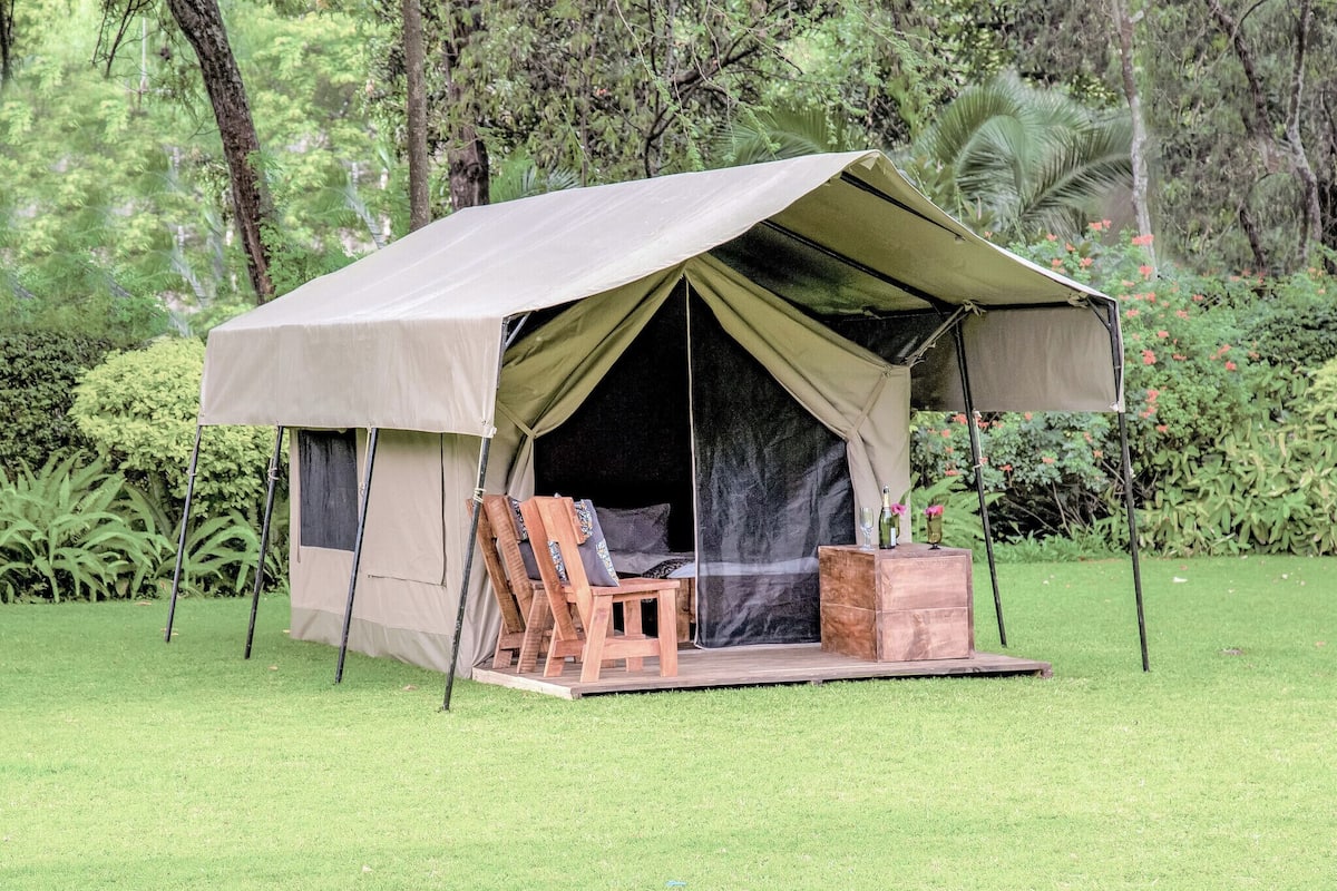 Tenda Basic, pemandangan kebun | Seprai linen