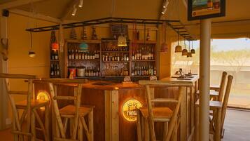 Bar (en la propiedad)