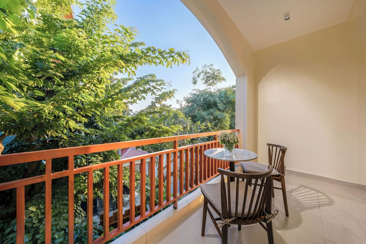 Executive Double Room, Balcony, Resort View | Premium bedding, minibar, in-room safe, soundproofing