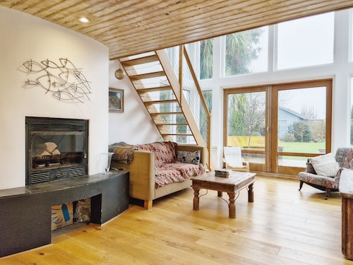 Sleeps 8 guests  in 4 bedrooms