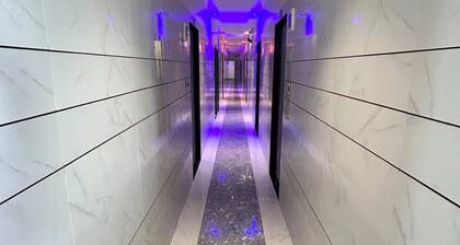 Hotel Madhav Palace