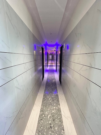 Hotel Madhav Palace