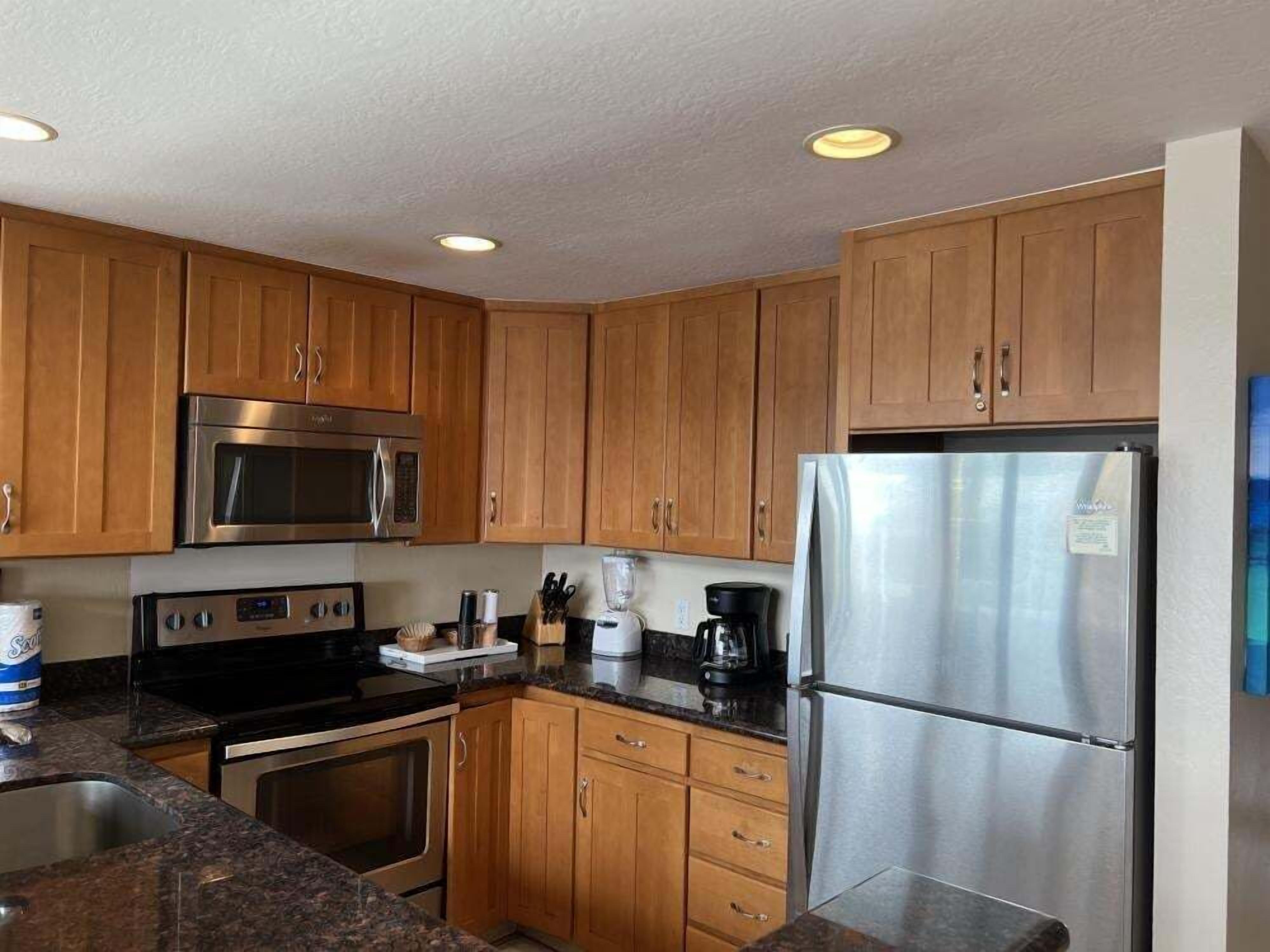 Condo, 1 Bedroom | Private kitchen