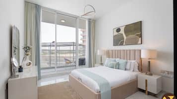 Deluxe Apartment, Balcony, City View | Egyptian cotton sheets, premium bedding, in-room safe
