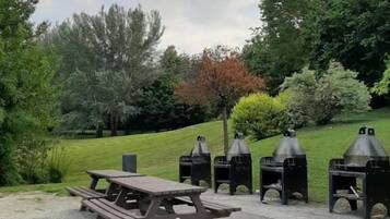 Basic Double or Twin Room, Balcony, Mountain View | Outdoor dining