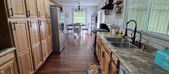 Wonderful 3-bedroom cottage in charming Diboll