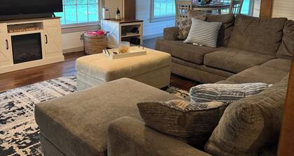 Wonderful 3-bedroom cottage in charming Diboll