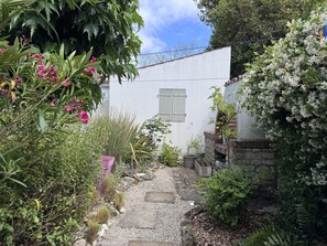 Property grounds - Charming house near Chaucre Beach (Saint-Georges-d'Oléron)
