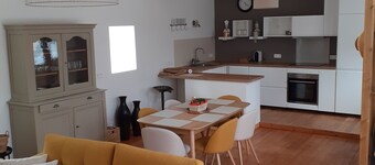 House a 10-minute bike ride from the beaches