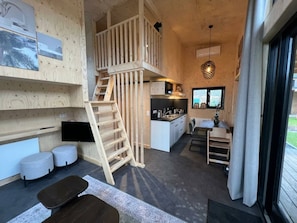 Living area - Tiny Kids Cottage 2+2 (Kaatsheuvel)