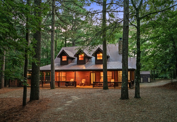 Exterior - Southern Beaver | Hot Tub, Playset, Forest Views (Broken Bow)