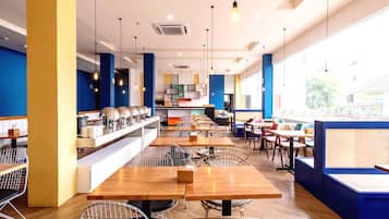 House | Dining