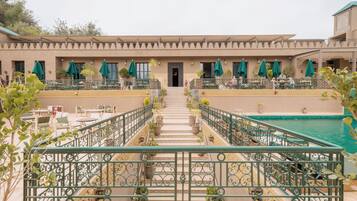 Piscina externa