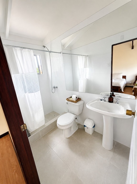 Cabañas Anariki - Cozy Centrally Located Room With 2 Single Beds #2 - Easter Island