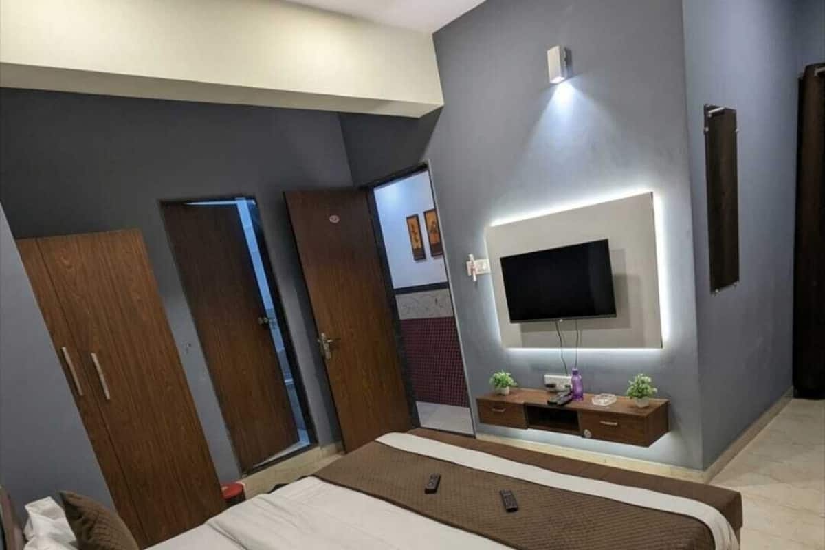 Deluxe Double Room | Desk, free WiFi
