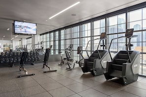 Fitness facility - 2515 - Corner 3BR with Bay Views, Pool & 24/7 Gym in Downtown Miami (Miami Beach)