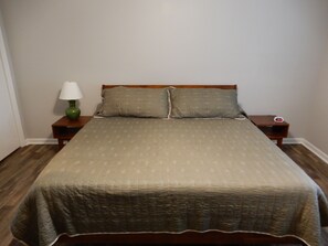 3 Schlafzimmer, Schreibtisch, Bügeleisen/Bügelbrett, kostenloses WLAN