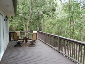 Outdoor dining - Bring your boat to Lake Coronado and have some fun on the water (Hot Springs Village)