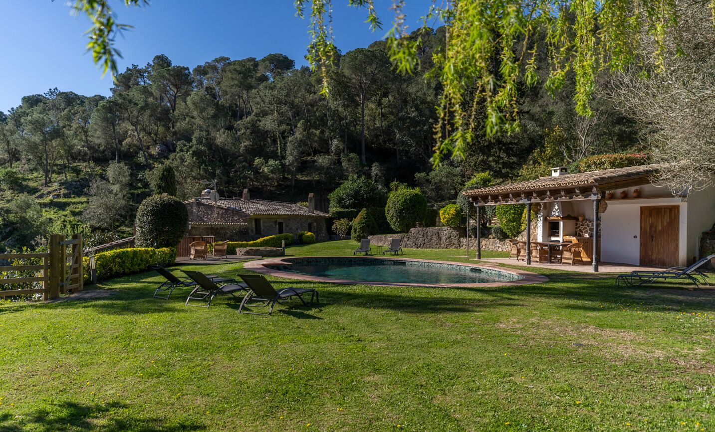 Casa, 6 habitaciones, piscina privada, junto a la montaña | Wifi gratis