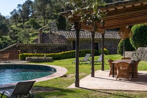 House, 6 Bedrooms, Private Pool, Mountainside | Pool - MOLÍ DE CAN BURJATS (Mont-ras)
