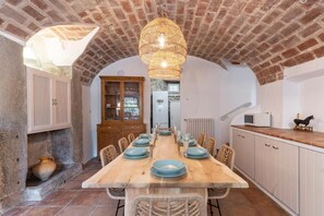 House, 6 Bedrooms, Private Pool, Mountainside | Dining - MOLÍ DE CAN BURJATS (Mont-ras)