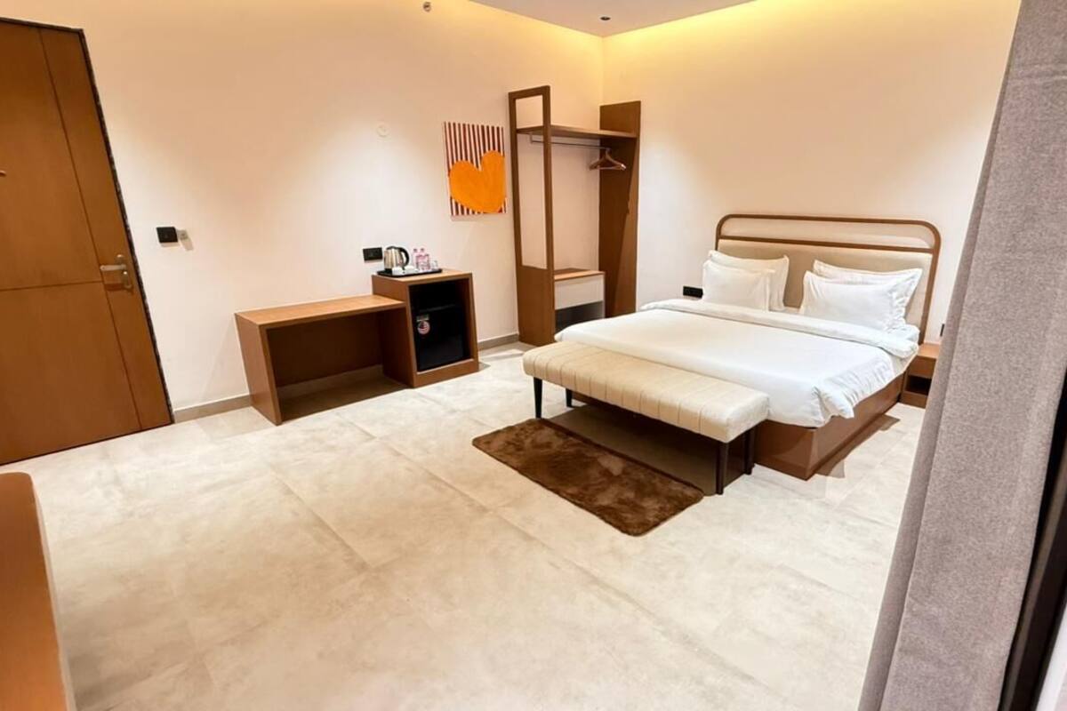 Premium Double Room | Free WiFi