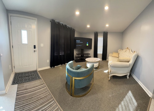 Luxurious 2-bedroom home