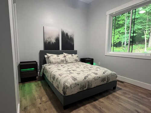 Brand new spacious 4-bedroom house in gorgeous Nancy with AC