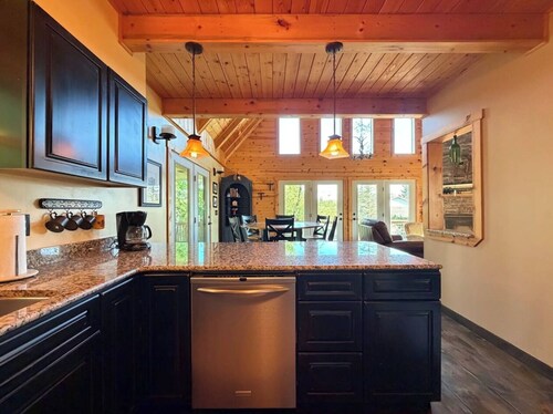 Townside Timber 3bd Retreat