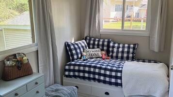 2 bedrooms, free WiFi, bed sheets