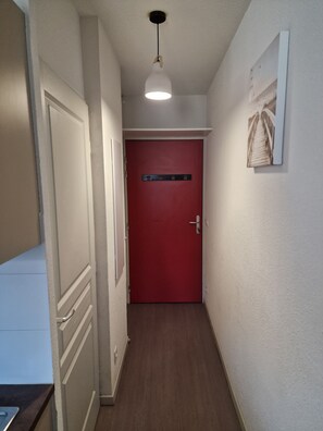 Interior - Stunning 2-room apartment for 6 people at the foot of the Chabanon slopes (Selonnet)