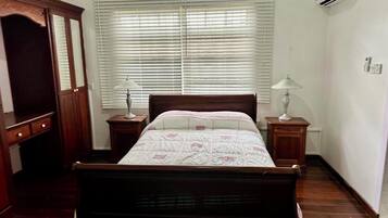 House, 3 Bedrooms, Balcony, Garden View | 3 bedrooms