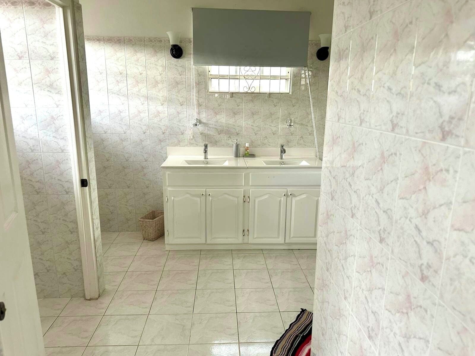 House, 3 Bedrooms, Balcony, Garden View | Bathroom