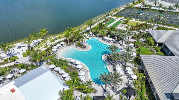 Pool - Luxury Lakeside Resort Escape, Hidden Gem 2BR Condo with A/C & Spectacular Views (Fort Myers)