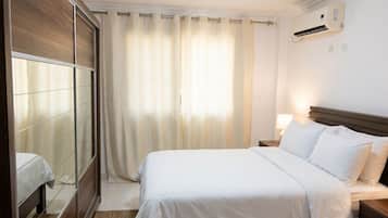 2 bedrooms, iron/ironing board, WiFi, bed sheets