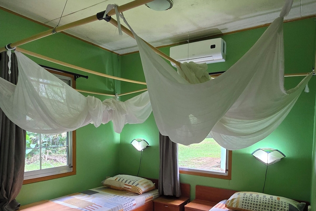 Family Cottage, 2 Bedrooms, Non Smoking, Garden View | Iron/ironing board (on request), WiFi (free)
